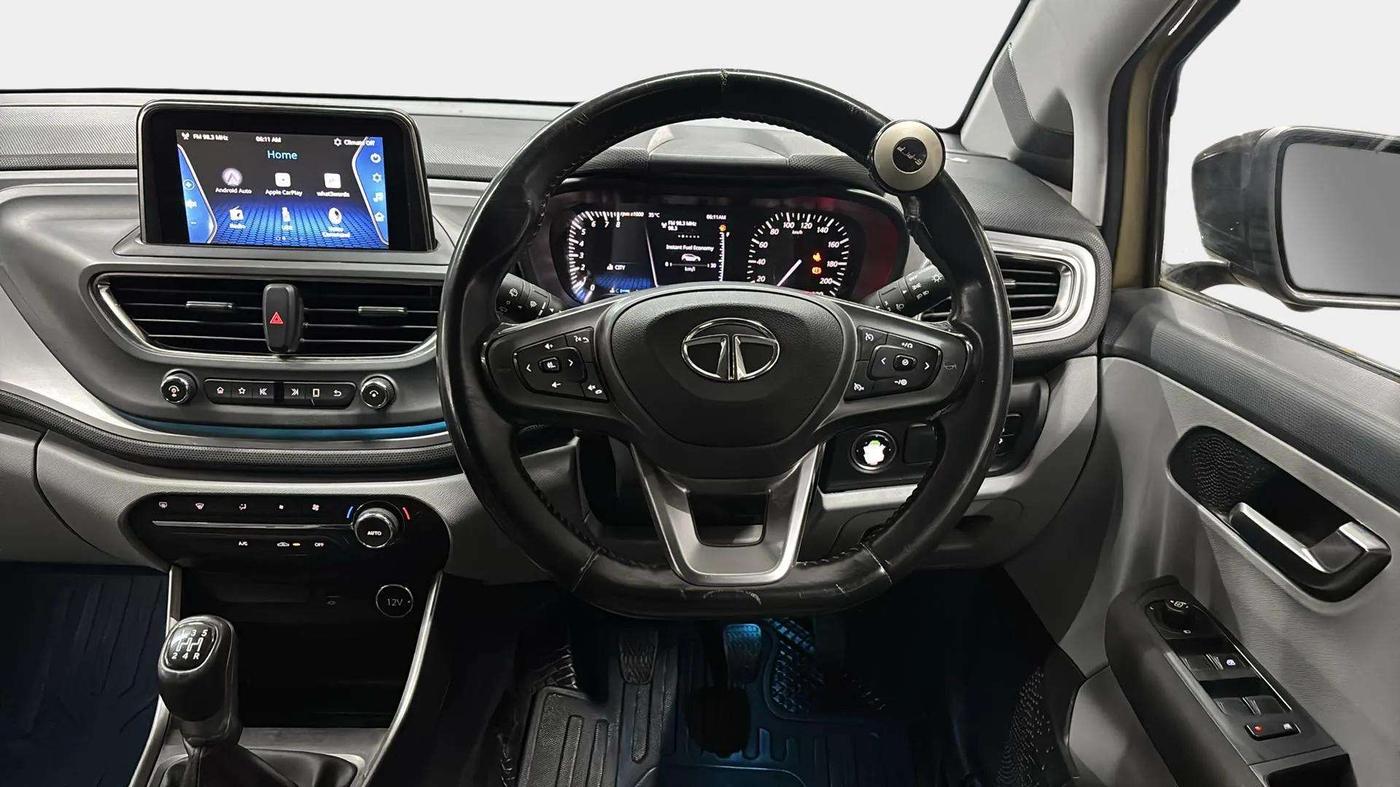 2020 Tata ALTROZ XZ PETROL, Petrol, Manual, 52,954 km, Steering Wheel Close Up