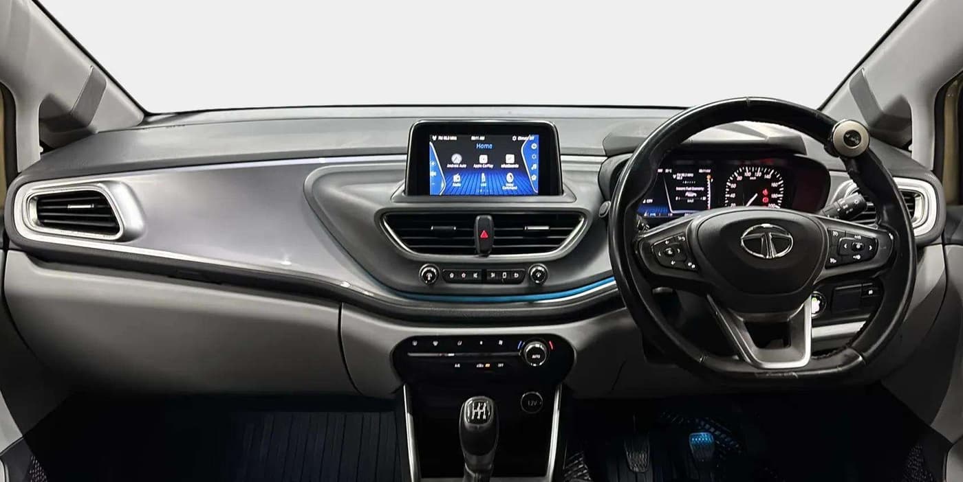 2020 Tata ALTROZ XZ PETROL, Petrol, Manual, 52,954 km, Dashboard