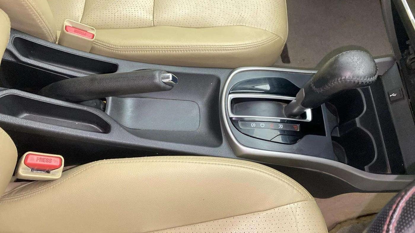 2018 Honda City 1.5L I-VTEC VX CVT, Petrol, Automatic, 90,916 km, Gear Lever