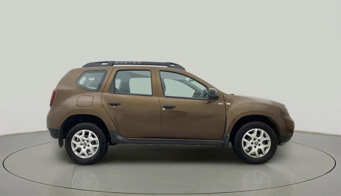 2018 Renault Duster RXE PETROL, Petrol, Manual, 54,118 km, Right Side View