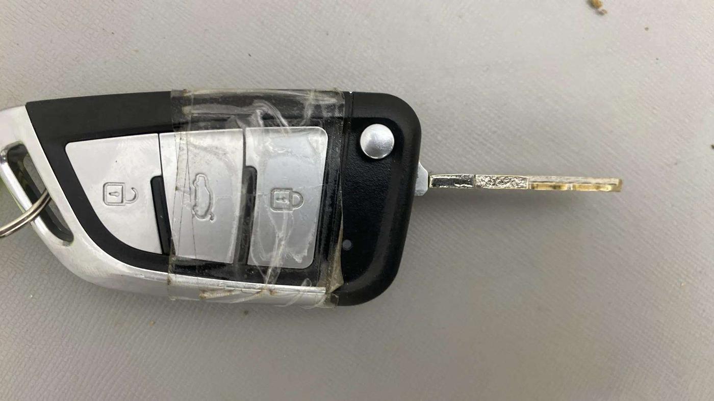 2016 Renault Kwid RXL, Petrol, Manual, 39,360 km, Key Close Up