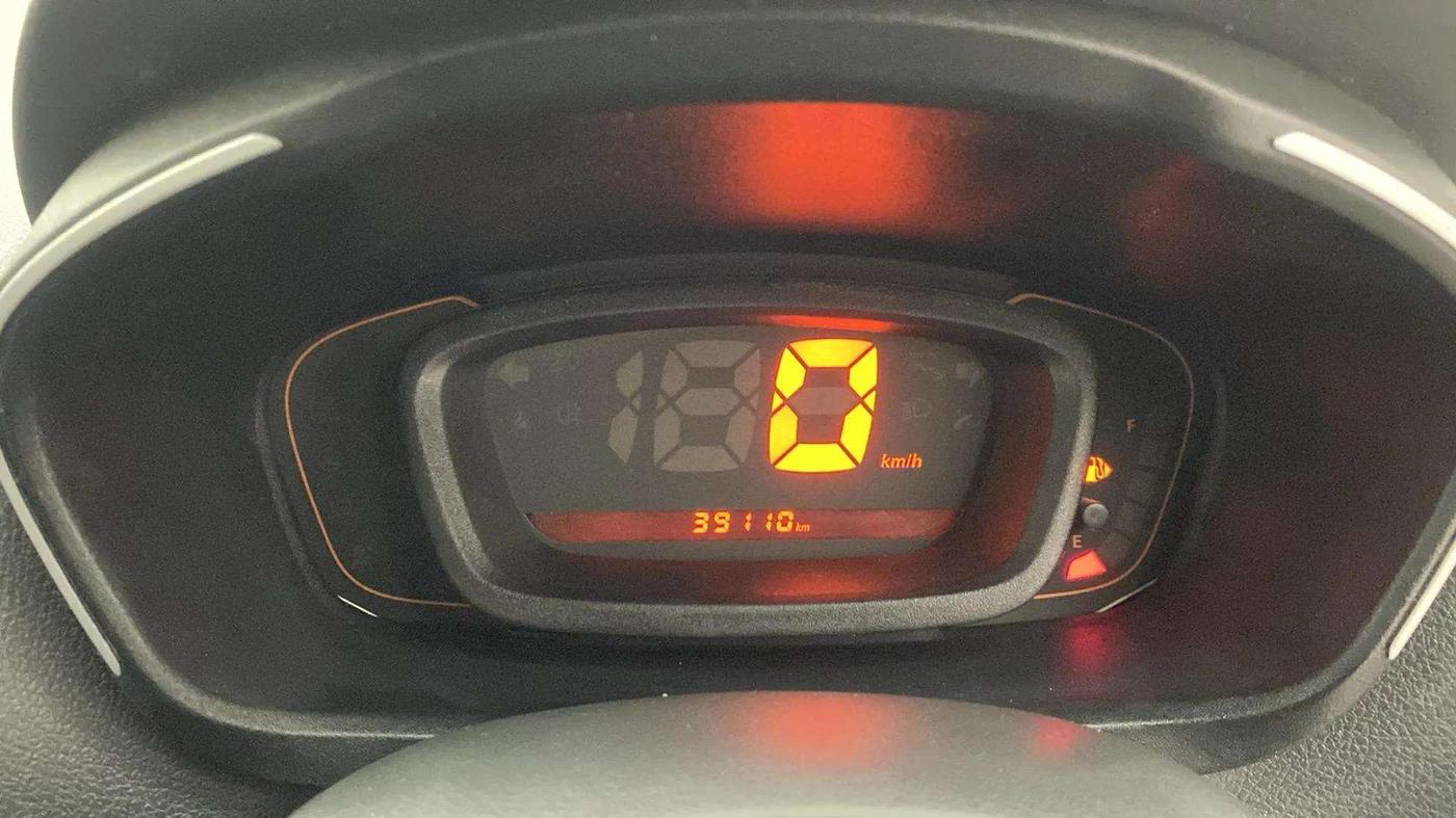 2016 Renault Kwid RXL, Petrol, Manual, 39,360 km, Odometer Image