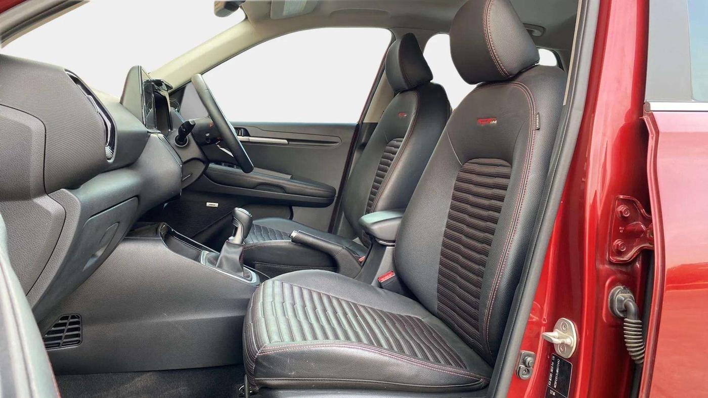 2021 KIA SONET GTX PLUS 1.0 IMT, Petrol, Manual, 27,426 km, Right Side Front Door Cabin