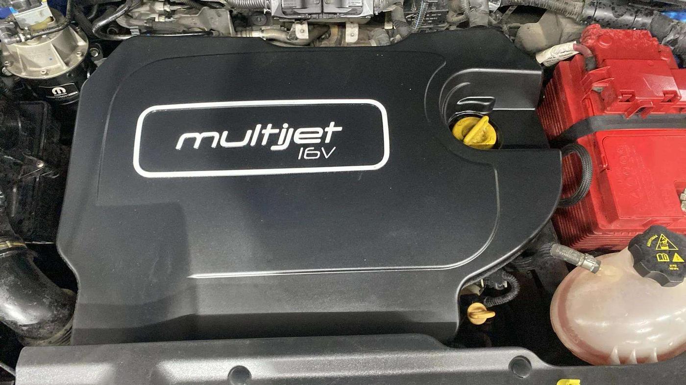 2018 Jeep Compass LIMITED PLUS DIESEL, Diesel, Manual, 76,582 km, Engine View
