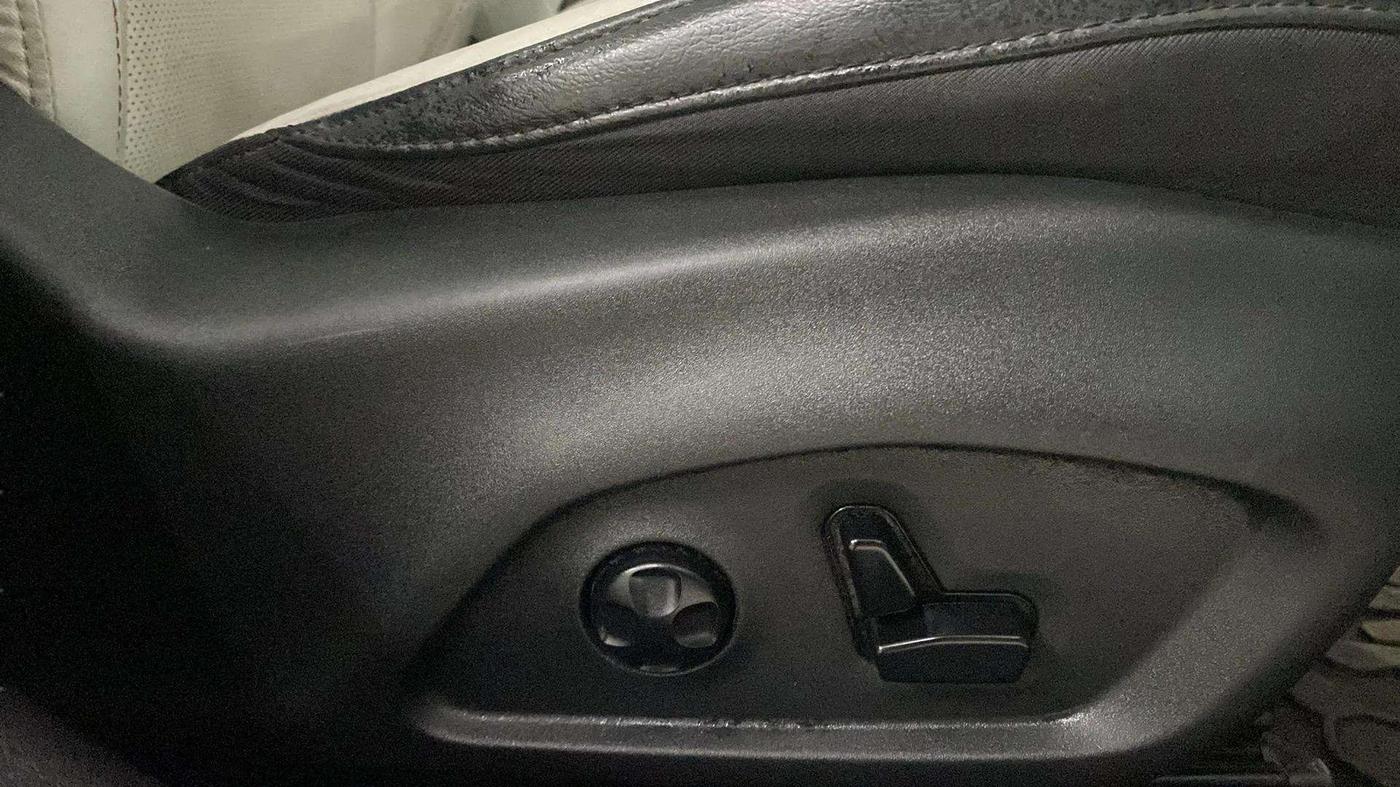2018 Jeep Compass LIMITED PLUS DIESEL, Diesel, Manual, 76,582 km, Driver Side Adjustment Panel