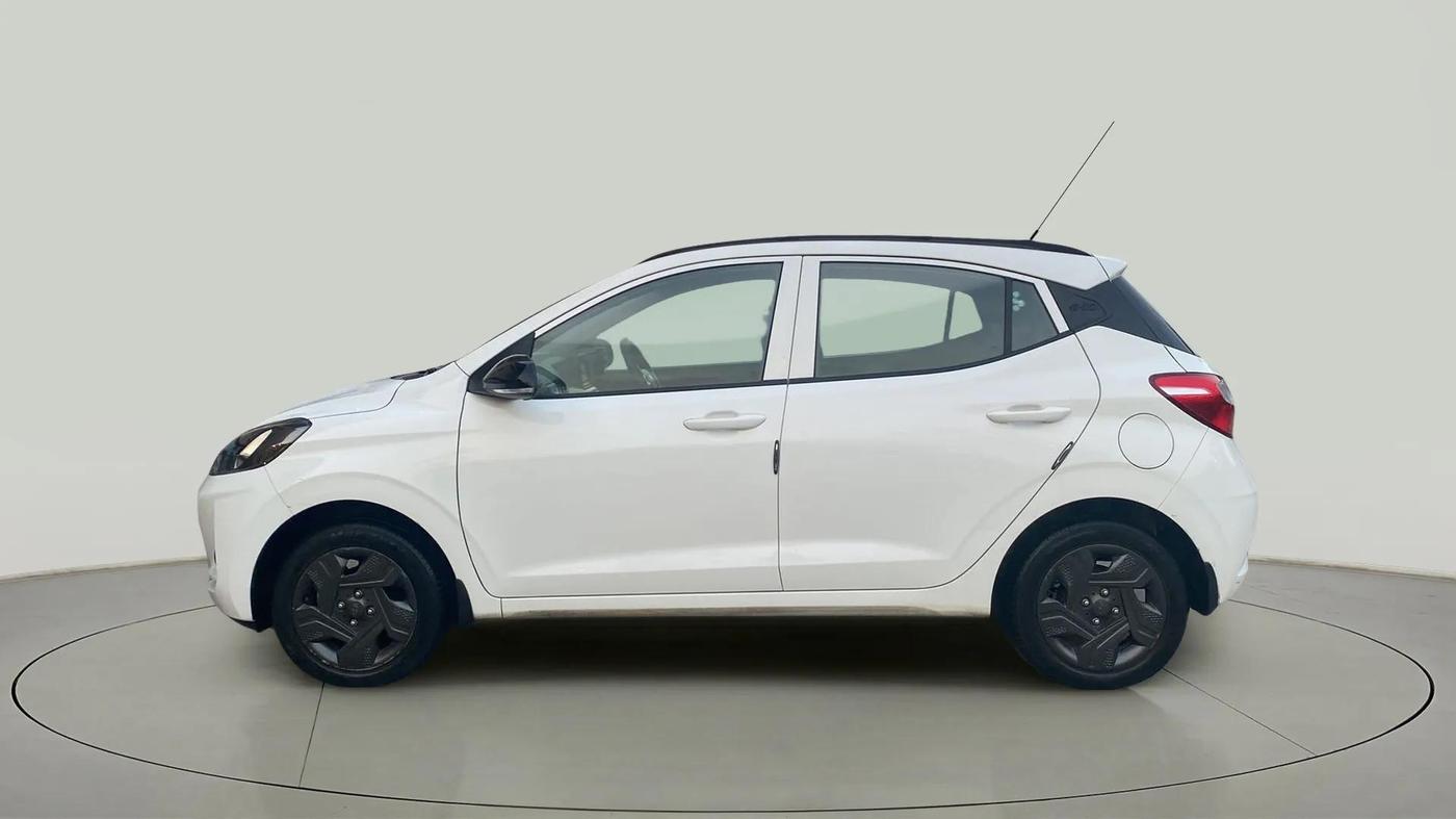 2022 Hyundai GRAND I10 NIOS MAGNA CORPORATE EDITION 1.2 KAPPA VTVT, Petrol, Manual, 22,553 km, Left Side