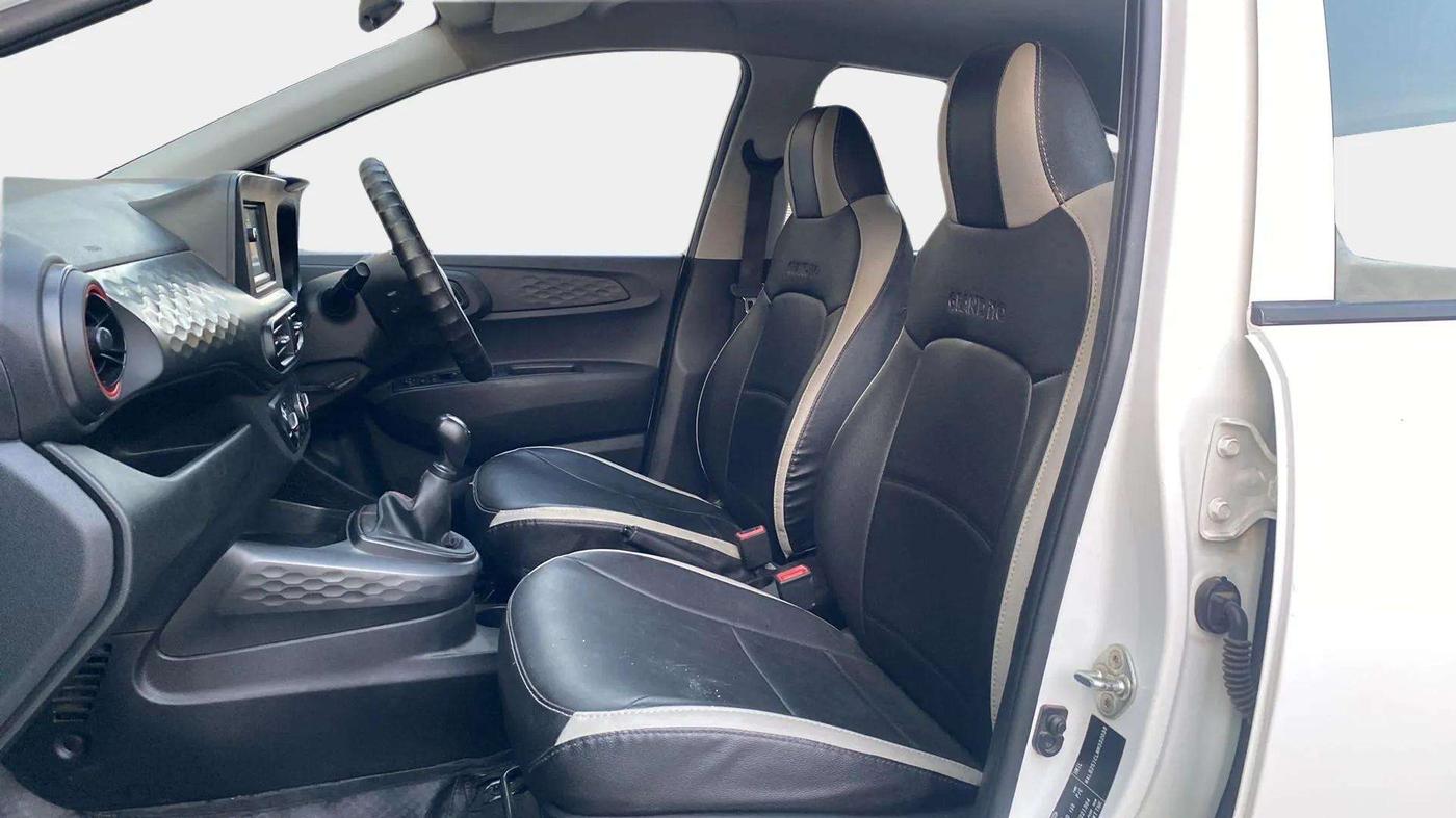 2022 Hyundai GRAND I10 NIOS MAGNA CORPORATE EDITION 1.2 KAPPA VTVT, Petrol, Manual, 22,553 km, Right Side Front Door Cabin