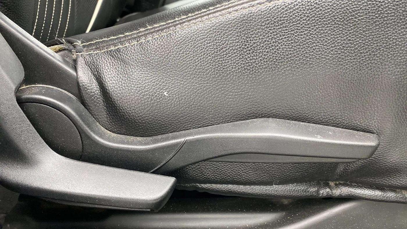 2019 Maruti Swift VXI, Petrol, Manual, 56,381 km, Driver Side Adjustment Panel