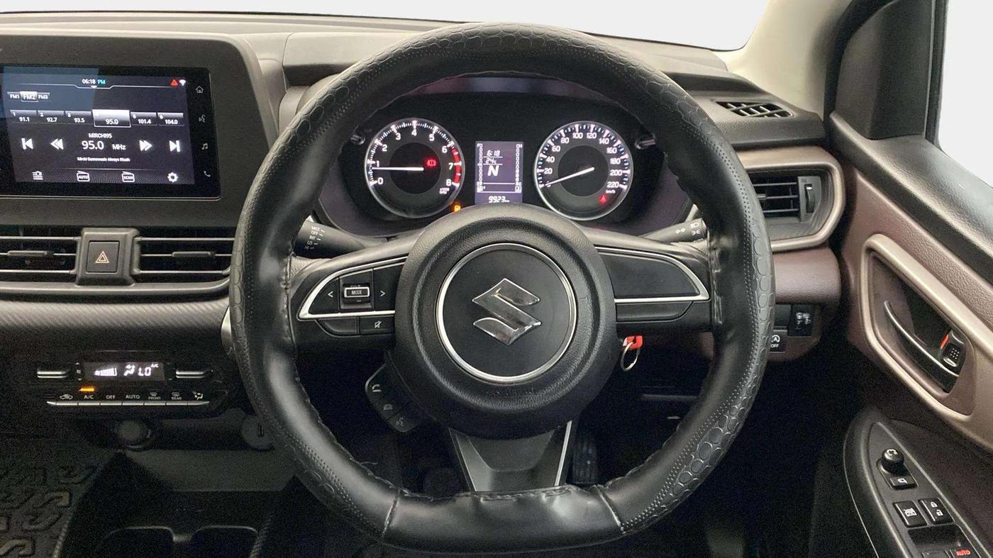 2023 Maruti FRONX DELTA PLUS 1.2L AGS, Petrol, Automatic, 9,901 km, Steering Wheel Close Up
