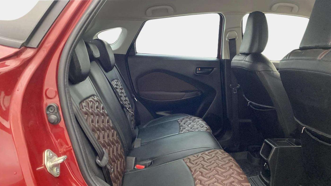 2023 Maruti FRONX DELTA PLUS 1.2L AGS, Petrol, Automatic, 9,901 km, Right Side Rear Door Cabin