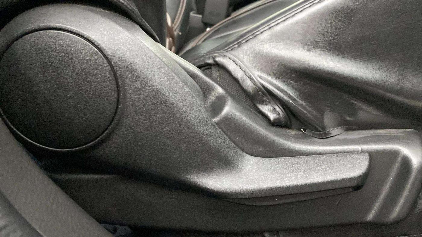 2023 Maruti FRONX DELTA PLUS 1.2L AGS, Petrol, Automatic, 9,901 km, Driver Side Adjustment Panel