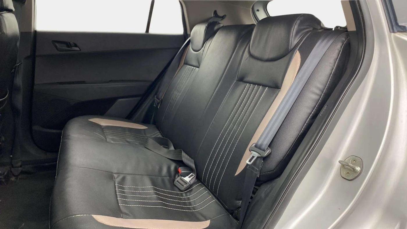2017 Hyundai Creta E PLUS 1.6 PETROL, Petrol, Manual, 85,489 km, Right Side Rear Door Cabin
