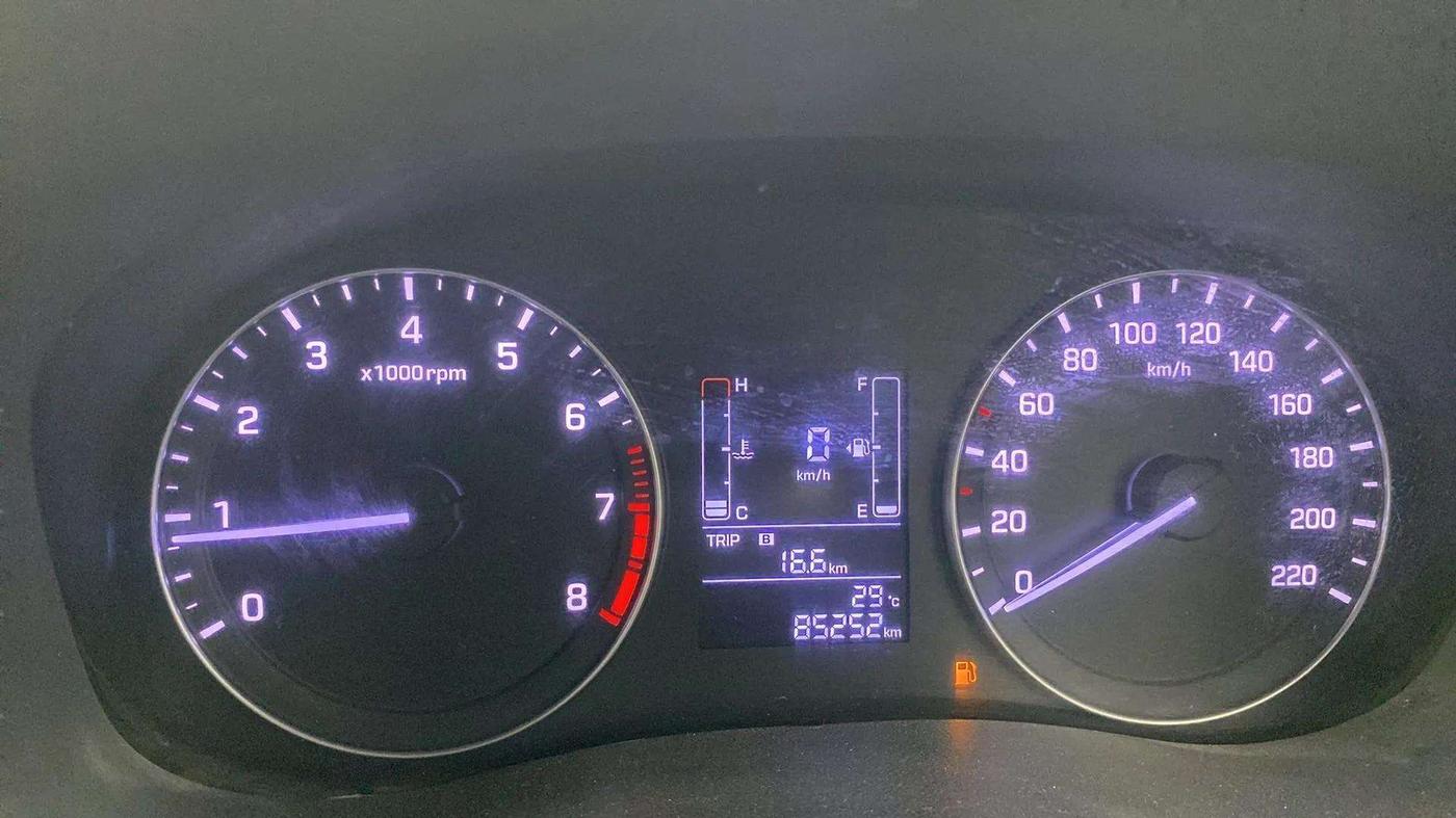 2017 Hyundai Creta E PLUS 1.6 PETROL, Petrol, Manual, 85,489 km, Odometer Image