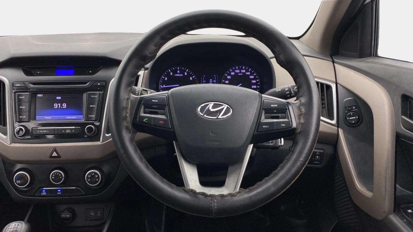2017 Hyundai Creta E PLUS 1.6 PETROL, Petrol, Manual, 85,489 km, Steering Wheel Close Up