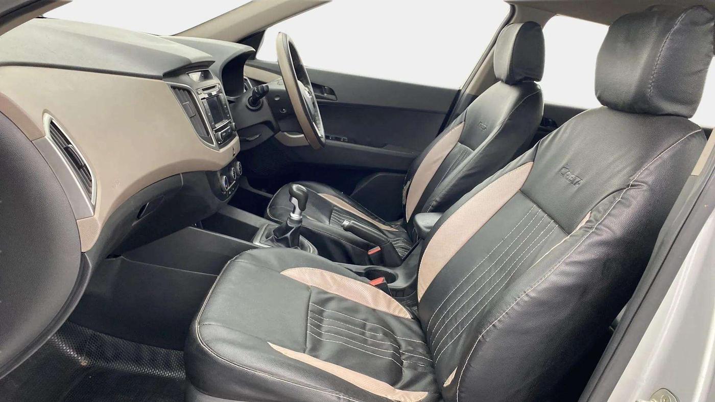 2017 Hyundai Creta E PLUS 1.6 PETROL, Petrol, Manual, 85,489 km, Right Side Front Door Cabin