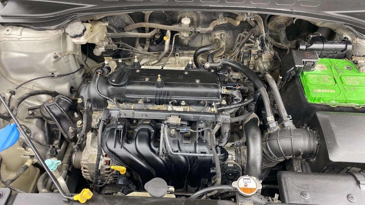 2017 Hyundai Creta E PLUS 1.6 PETROL, Petrol, Manual, 85,489 km, Engine View