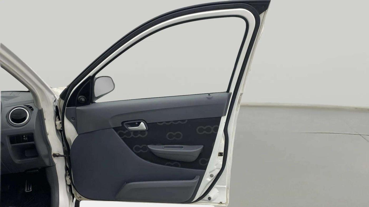2015 Maruti Alto 800 LXI, Petrol, Manual, 62,962 km, RHS Front Door