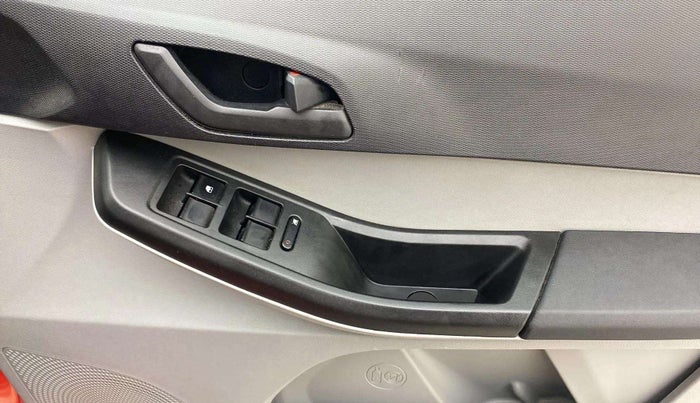 2021 Tata Tiago XZ PETROL, Petrol, Manual, 51,715 km, Driver Side Door Panels Control