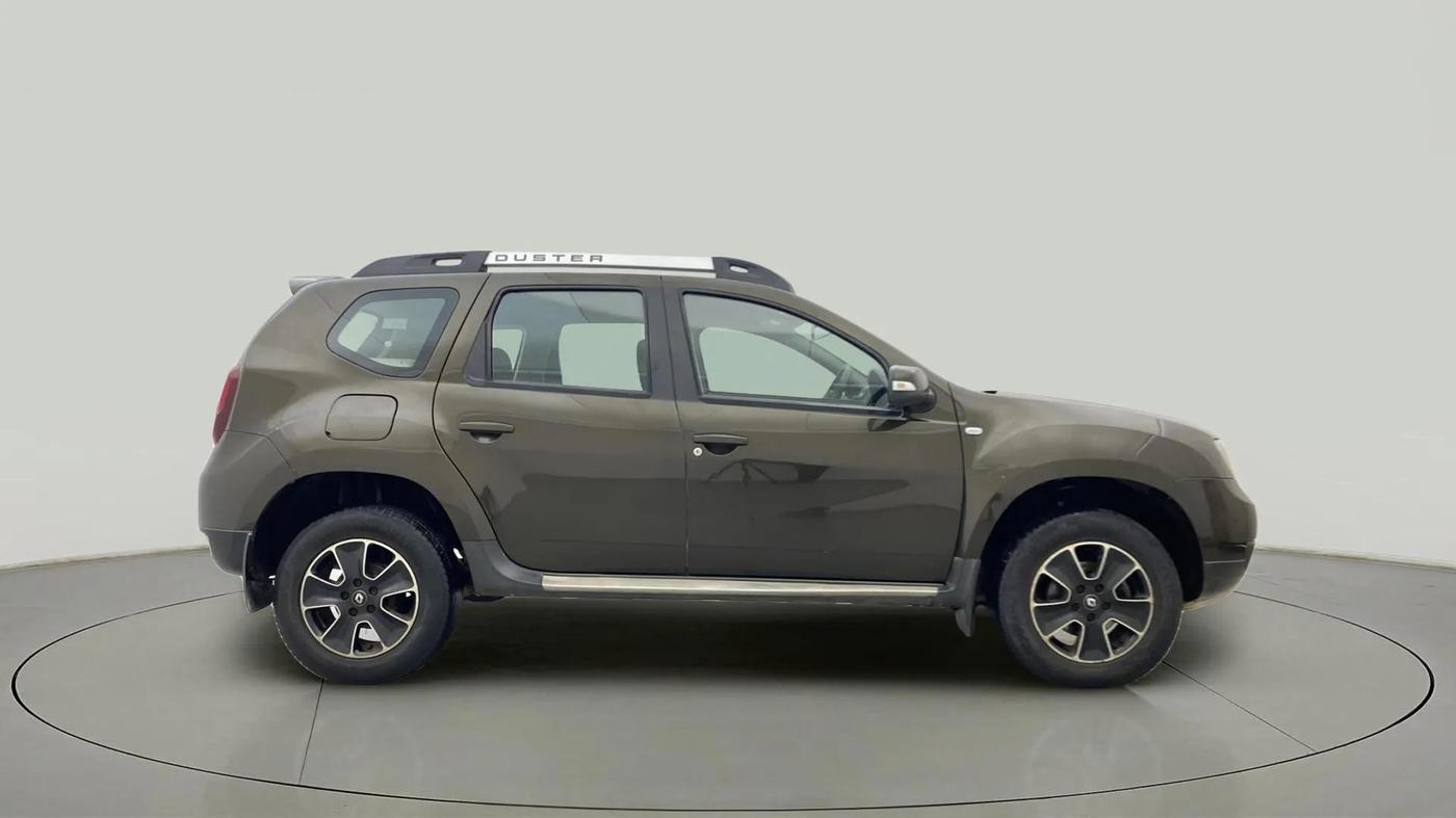 2018 Renault Duster 110 PS RXZ 4X2 AMT DIESEL, Diesel, Automatic, 35,984 km, Right Side View