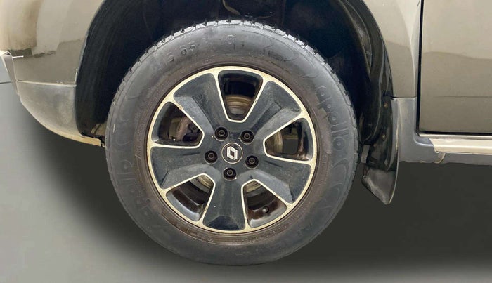 2018 Renault Duster 110 PS RXZ 4X2 AMT DIESEL, Diesel, Automatic, 35,734 km, Left Front Wheel
