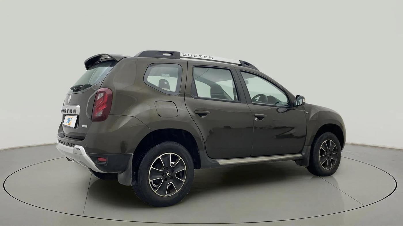 2018 Renault Duster 110 PS RXZ 4X2 AMT DIESEL, Diesel, Automatic, 35,984 km, Right Back Diagonal
