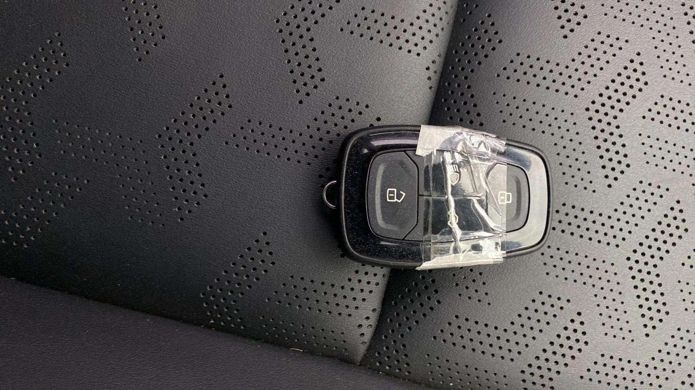 2021 Tata ALTROZ XZ PLUS I-TURBO PETROL DARK EDITION, Petrol, Manual, 29,200 km, Key Close Up