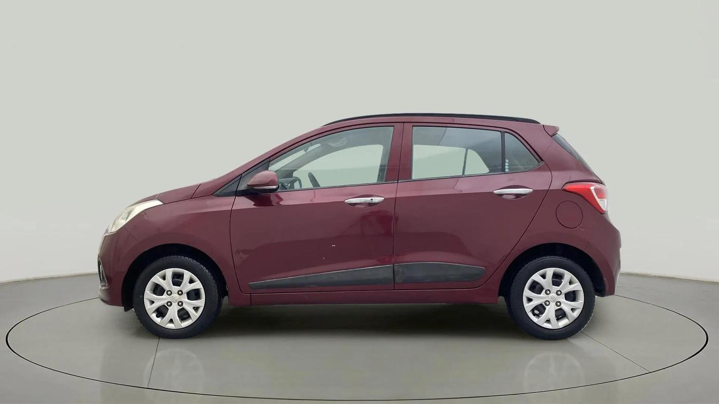 2014 Hyundai Grand i10 SPORTZ 1.2 KAPPA VTVT, Petrol, Manual, 8,833 km, Left Side