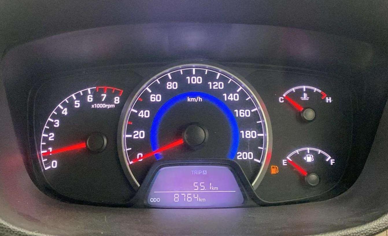 2014 Hyundai Grand i10 SPORTZ 1.2 KAPPA VTVT, Petrol, Manual, 8,833 km, Odometer Image