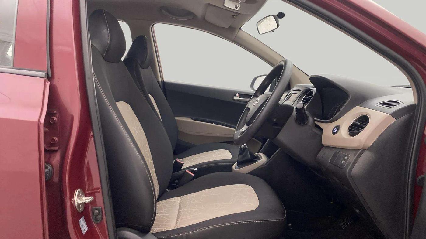 2014 Hyundai Grand i10 SPORTZ 1.2 KAPPA VTVT, Petrol, Manual, 8,833 km, Right Side Front Door Cabin