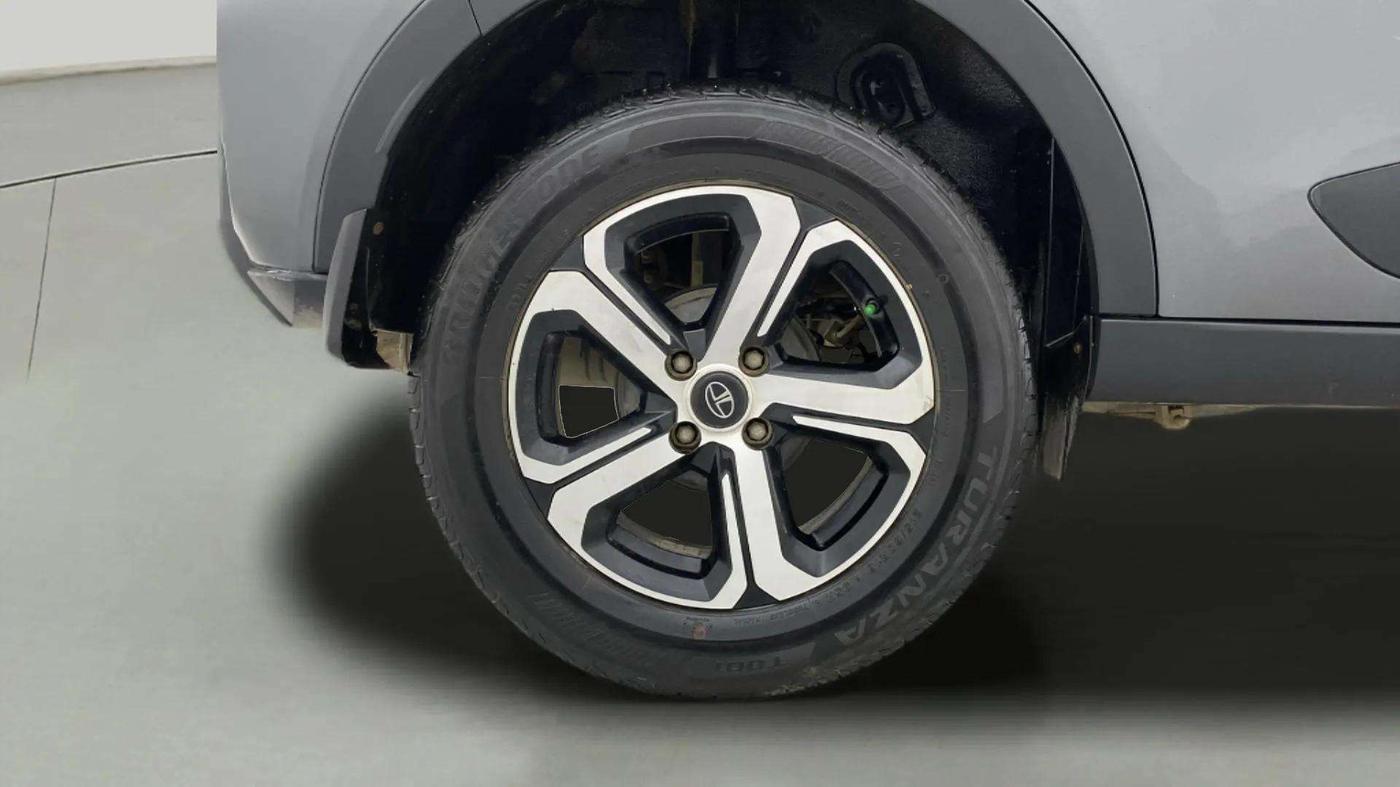 2021 Tata NEXON XZ PLUS PETROL, Petrol, Manual, 19,690 km, Right Rear Wheel