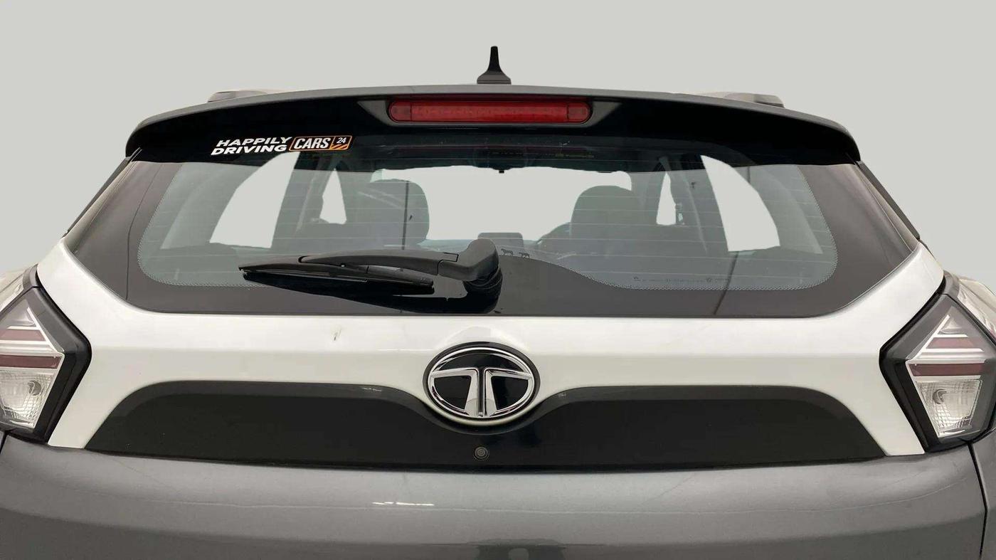 2021 Tata NEXON XZ PLUS PETROL, Petrol, Manual, 19,690 km, Rear Windshield