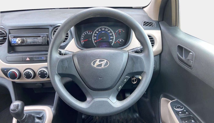 2015 Hyundai Grand i10 MAGNA 1.2 KAPPA VTVT, Petrol, Manual, 30,126 km, Steering Wheel Close Up