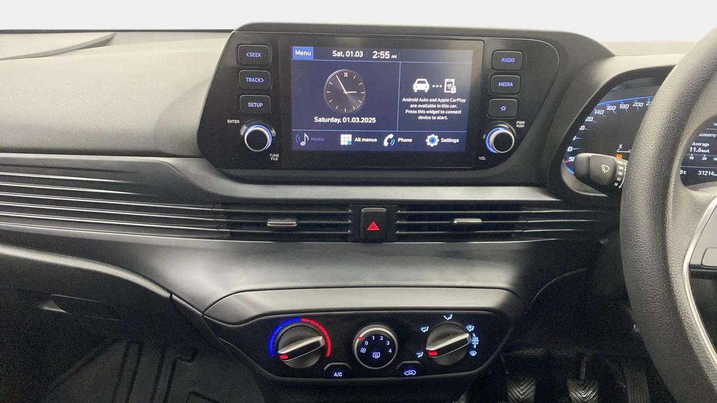 2023 Hyundai NEW I20 SPORTZ 1.2 MT, Petrol, Manual, 31,246 km, Air Conditioner