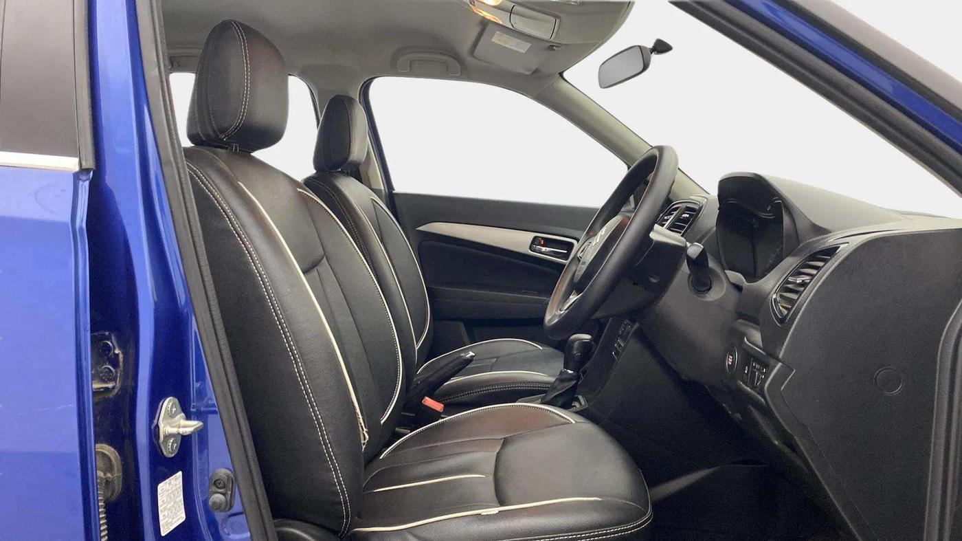 2021 Maruti Vitara Brezza ZXI AT SHVS, Petrol, Automatic, 30,521 km, Right Side Front Door Cabin
