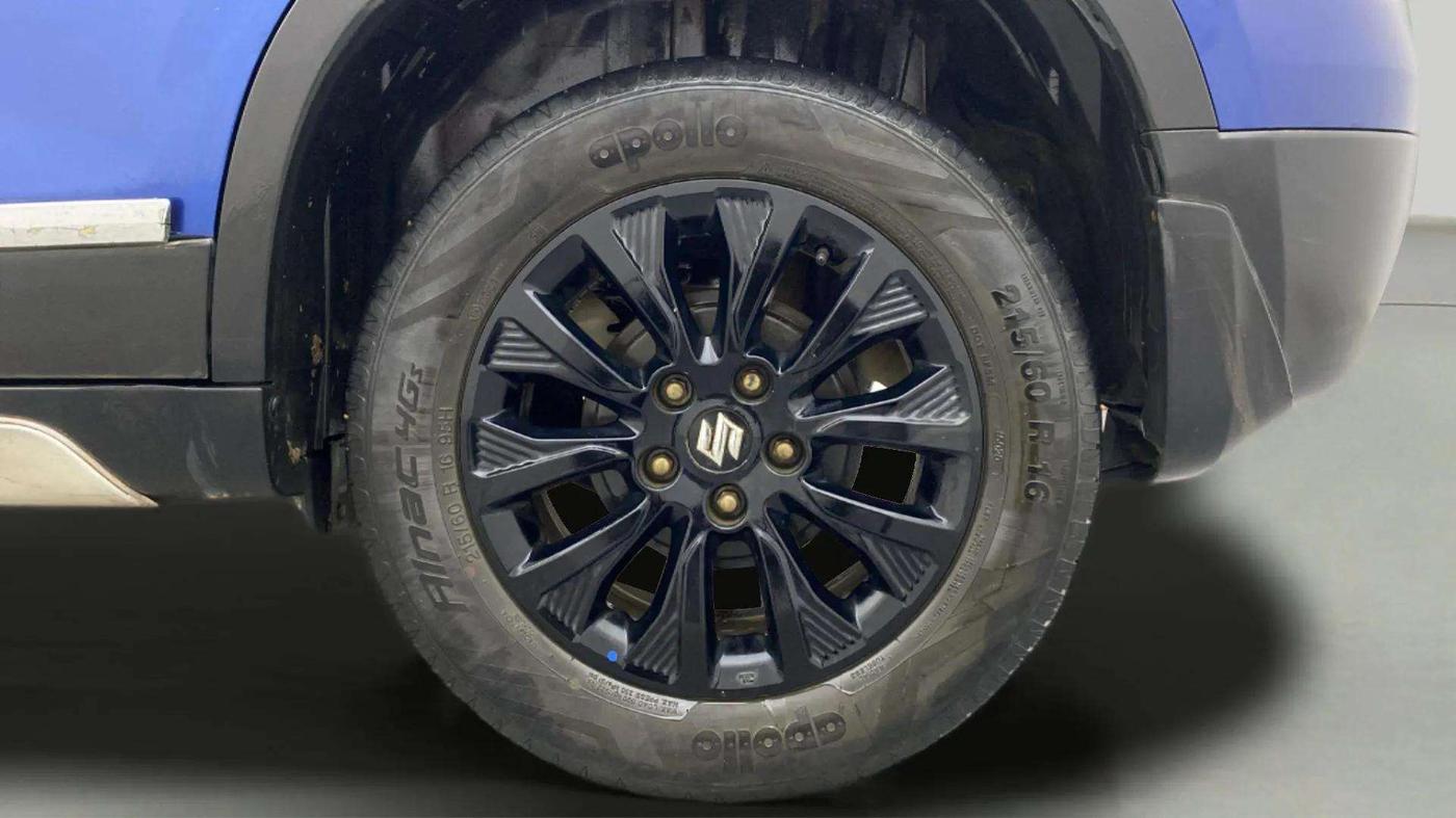 2021 Maruti Vitara Brezza ZXI AT SHVS, Petrol, Automatic, 30,521 km, Left Rear Wheel