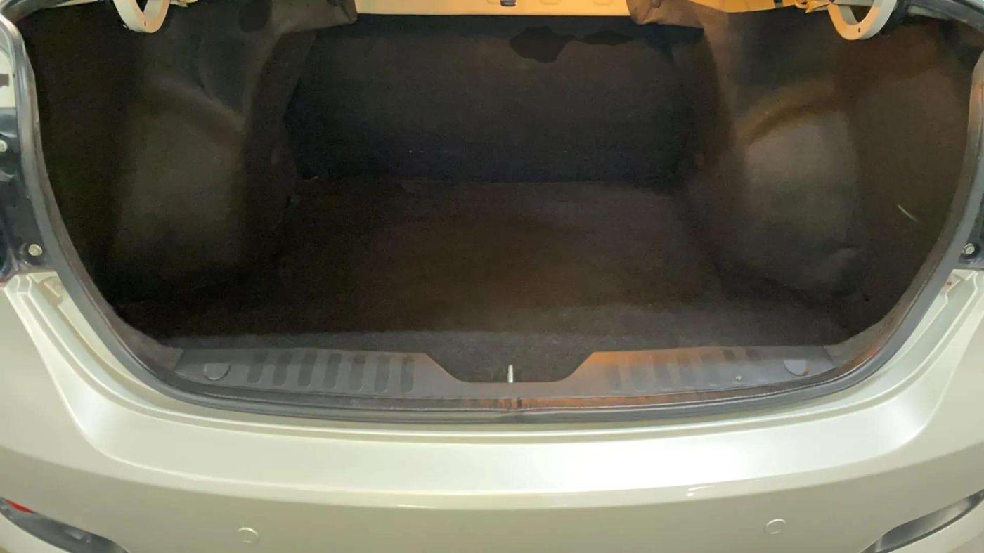 2018 Maruti Ciaz DELTA DIESEL 1.3, Diesel, Manual, 53,163 km, Boot Inside