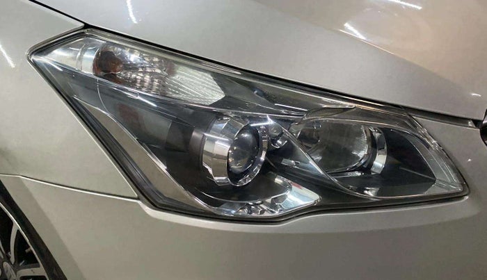 2018 Maruti Ciaz DELTA DIESEL 1.3, Diesel, Manual, 53,138 km, Right headlight - Minor scratches