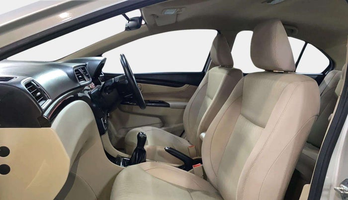 2018 Maruti Ciaz DELTA DIESEL 1.3, Diesel, Manual, 53,138 km, Right Side Front Door Cabin