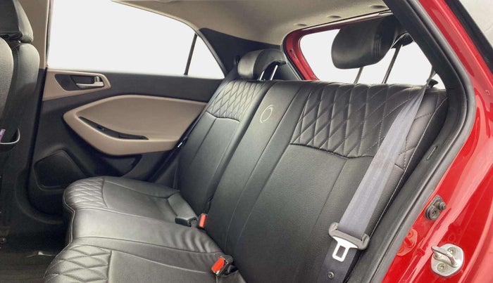 2016 Hyundai Elite i20 ASTA 1.2 (O), Petrol, Manual, 63,171 km, Right Side Rear Door Cabin