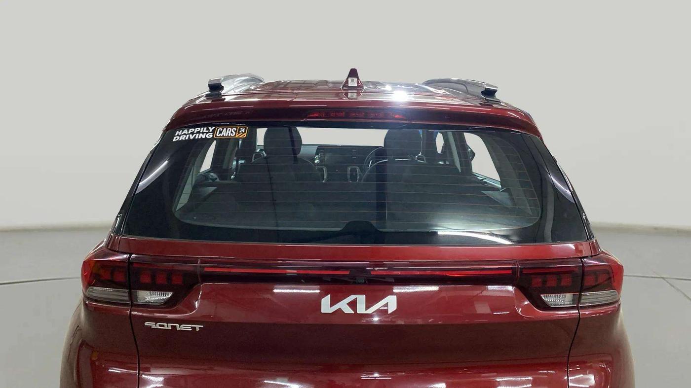 2022 KIA SONET HTX 1.0 IMT, Petrol, Manual, 17,623 km, Rear Windshield