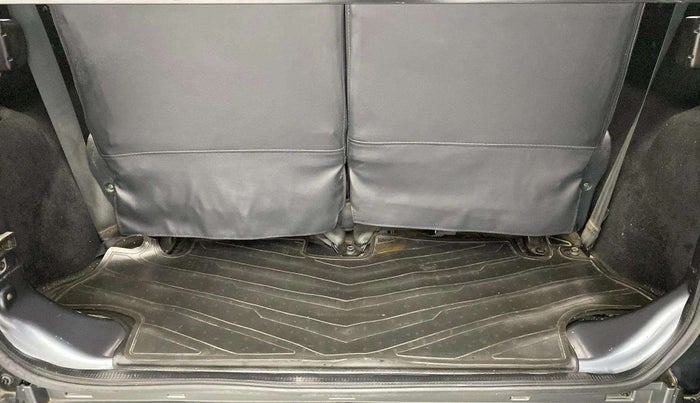 2021 Mahindra Thar LX  P 4WD AT CONVERTIBLE, Petrol, Automatic, 32,625 km, Boot Inside