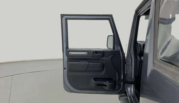 2021 Mahindra Thar LX  P 4WD AT CONVERTIBLE, Petrol, Automatic, 32,625 km, LHS Front Door