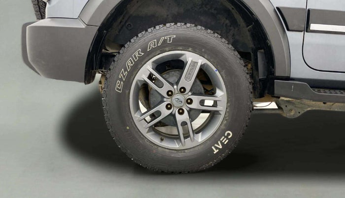 2021 Mahindra Thar LX  P 4WD AT CONVERTIBLE, Petrol, Automatic, 32,625 km, Right Rear Wheel