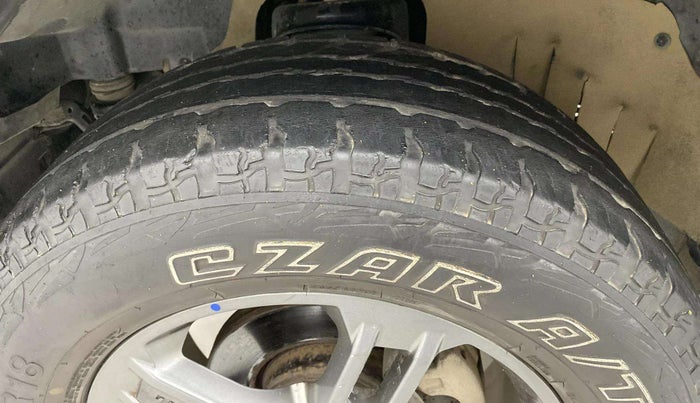 2021 Mahindra Thar LX  P 4WD AT CONVERTIBLE, Petrol, Automatic, 32,625 km, Left Front Tyre Tread