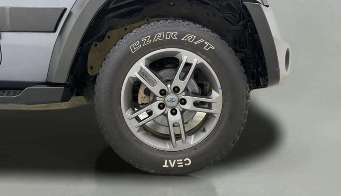 2021 Mahindra Thar LX  P 4WD AT CONVERTIBLE, Petrol, Automatic, 32,625 km, Right Front Wheel