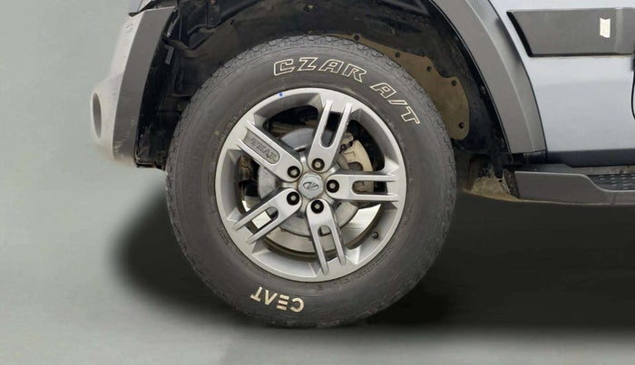 2021 Mahindra Thar LX  P 4WD AT CONVERTIBLE, Petrol, Automatic, 32,625 km, Left Front Wheel