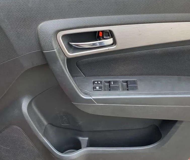 2017 Maruti Vitara Brezza ZDI PLUS DUAL TONE, Diesel, Manual, 91,703 km, Driver Side Door Panels Control