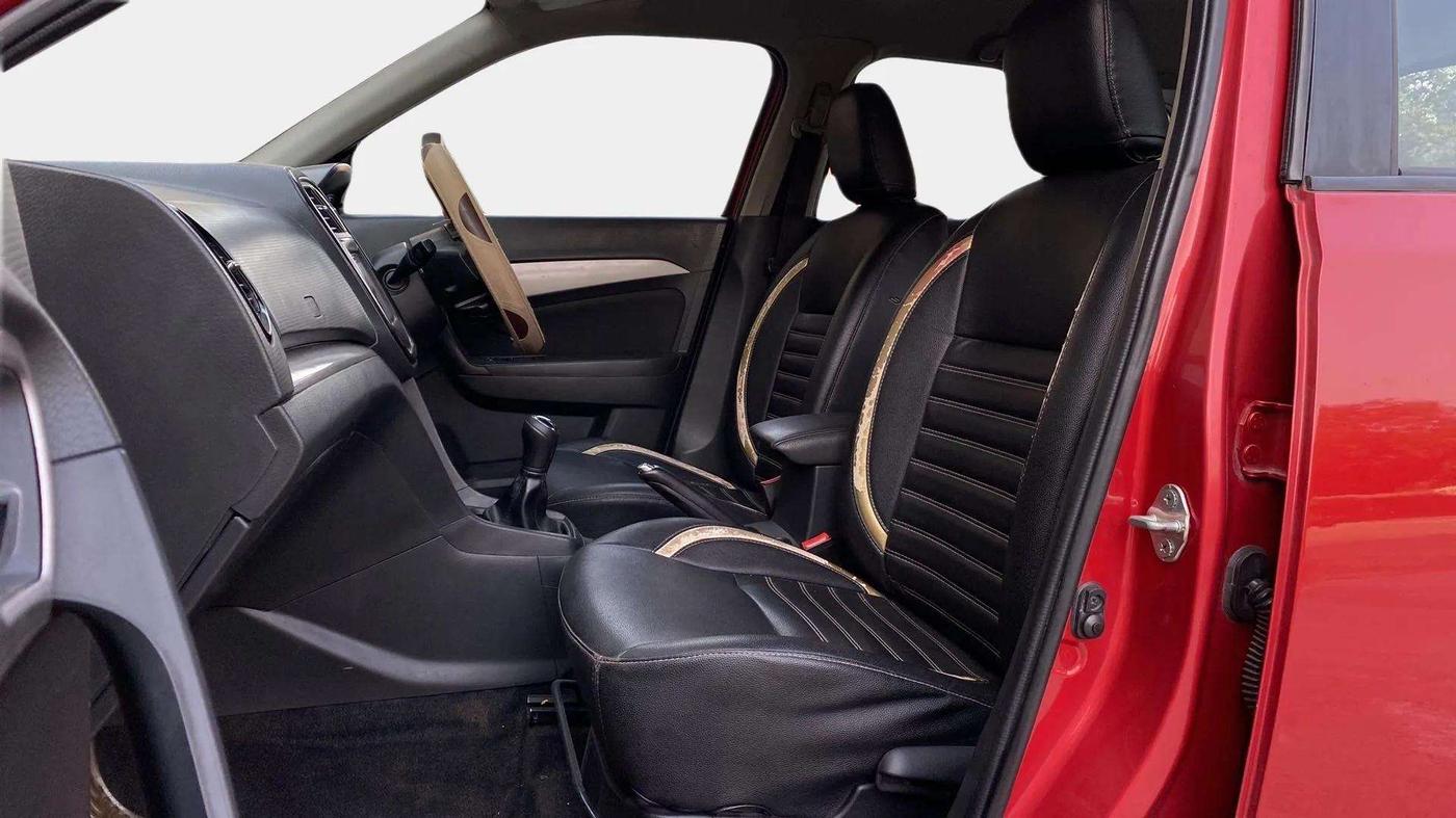 2017 Maruti Vitara Brezza ZDI PLUS DUAL TONE, Diesel, Manual, 91,703 km, Right Side Front Door Cabin