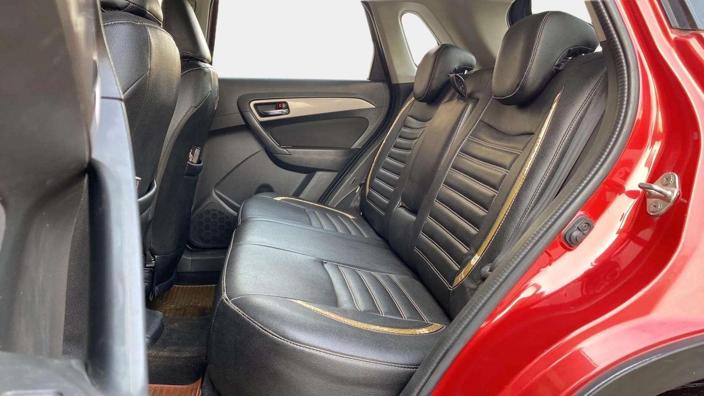2017 Maruti Vitara Brezza ZDI PLUS DUAL TONE, Diesel, Manual, 91,703 km, Right Side Rear Door Cabin