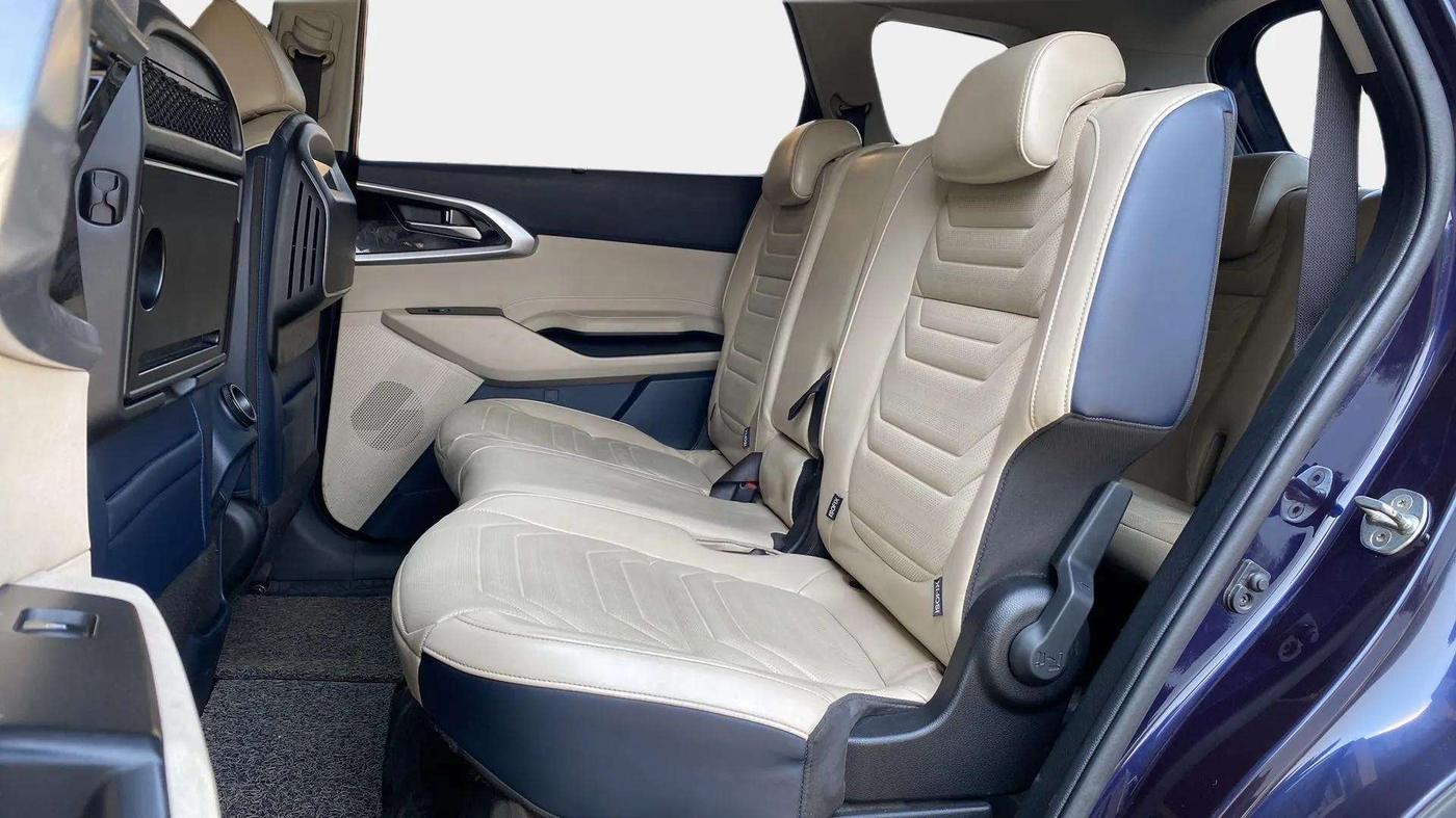 2022 KIA CARENS LUXURY 1.5 DIESEL 7 STR, Diesel, Manual, 40,966 km, Right Side Rear Door Cabin